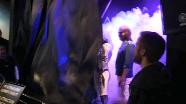 Com megaevento, museu do ABBA apresenta estátuas de cera dos ídolos