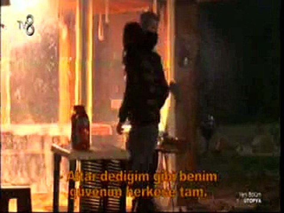üt4