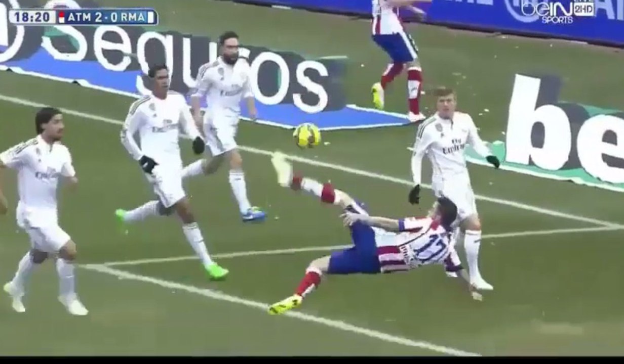 Saul bicycle goal vs Real Madrid