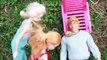Frozen Play-Doh Poison Apple Snow White Disney Princess Evil Queen Barbie Parody