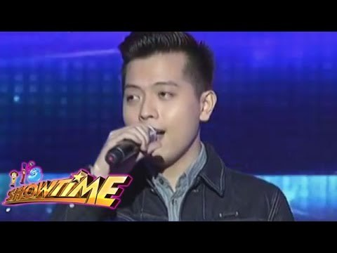 Jason Dy sings I'm Not The Only One on It's Showtime