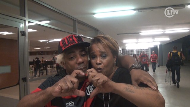 Celebridades cantam música especial para Léo Moura