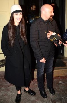 Bergüzar Korel, Eşinin Yeni İmajını Beğendi