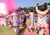 Special Holi Celebration In Chidiya Ghar, Must Watch Video!