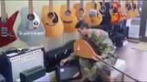 Türk Askerinin Kosova?da Söylediği Şarkı İzlenme Rekoru Kırıyor