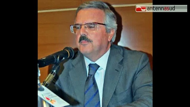 TG 04.03.15 Aqp, nelle spese folli di Ivo Monteforte mobili e alimenti