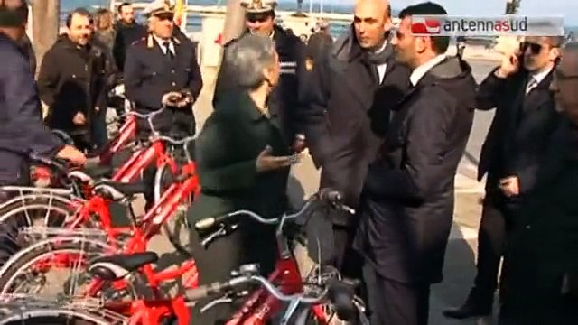 TG 04.03.15 Ambasciatore americano visita Bari in bicicletta