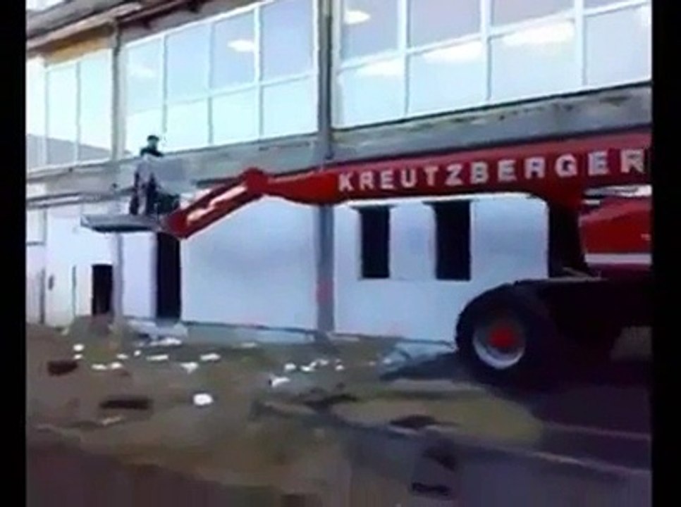 Very funny video on crane