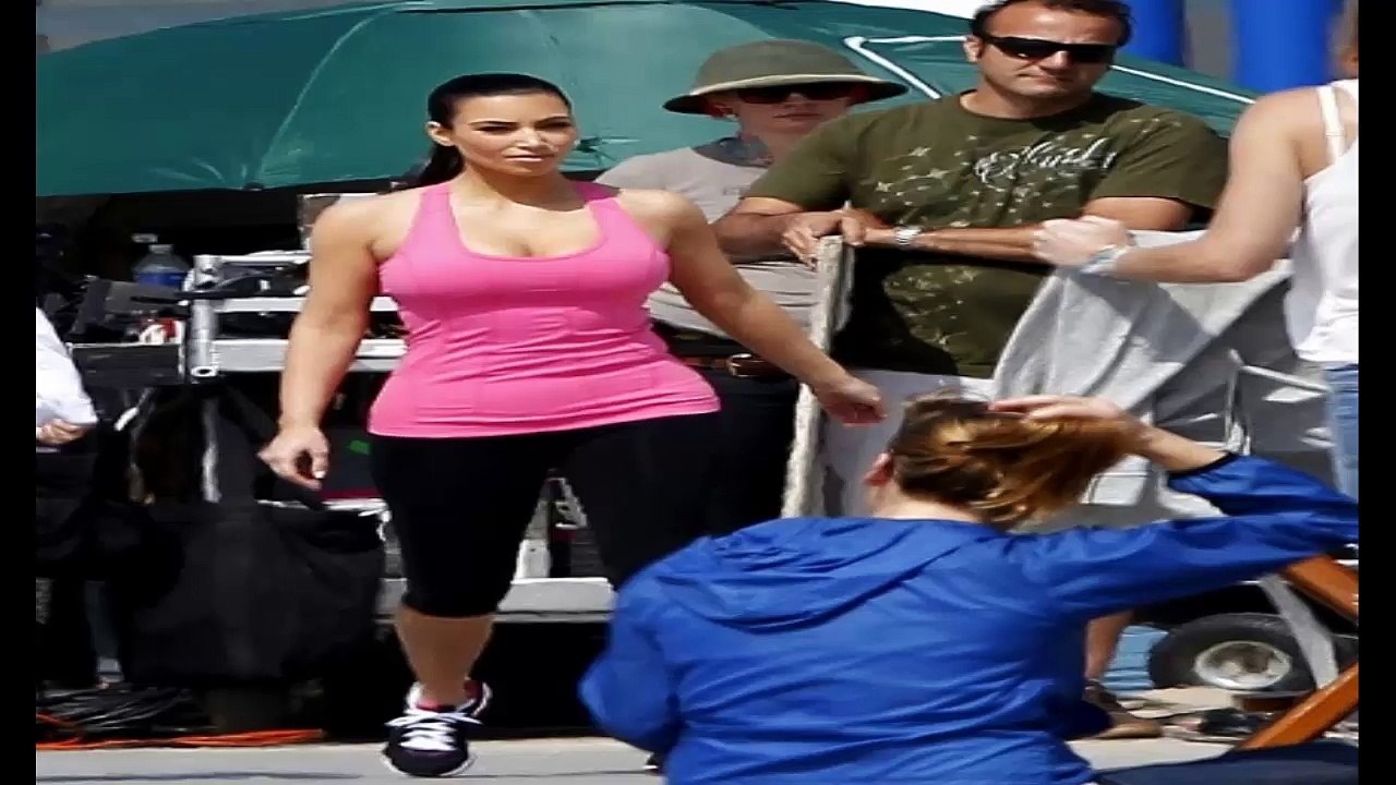 Hot Kim Kardashian Films Ad For Skechers On The Beach Full HD Video