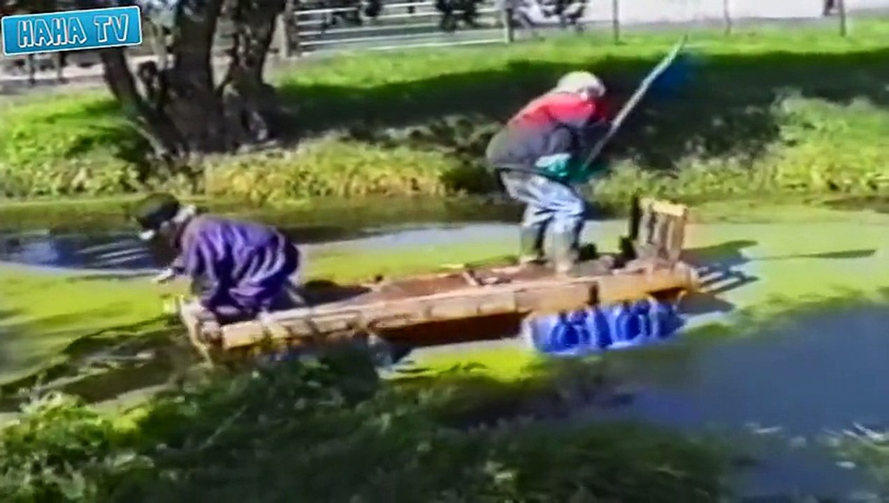 HahaTV - Best Funny Videos of February 2015 – Funny Girl Fails – Top Funny Fail Compilation 2015