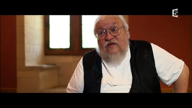 Je n'ai jamais autant désiré un livre que lorsque j'ai fini La communauté de l'anneau G.R.R. Martin nous parle des livres de Tolkien