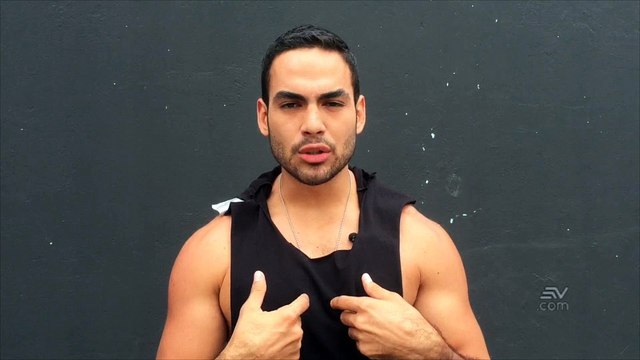 Gabriel baila en Yingo