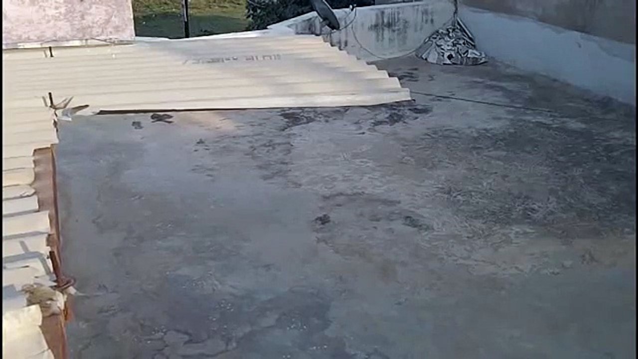 Actual ghost caught on CCTV camera Real unedited ghost caught cctv footage