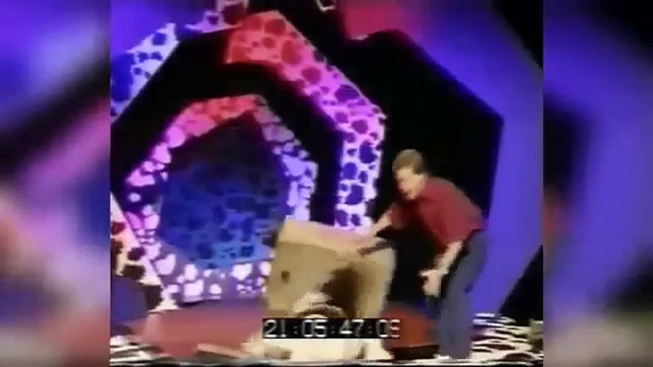 [FNE]  SEXY GIRL FAIL WIN COMPILATION OF MAY 2014