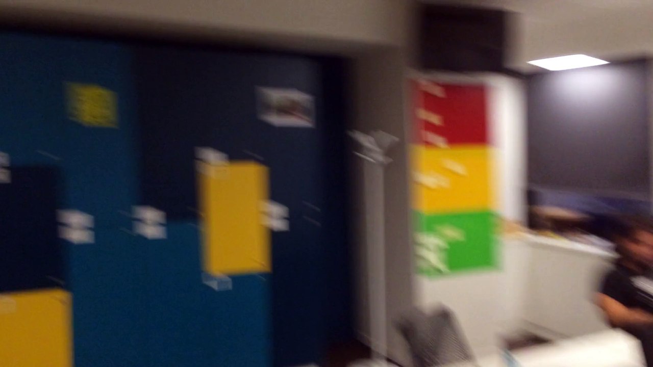 Dailymotion. Il est 19h, il faut rentrer à la maison