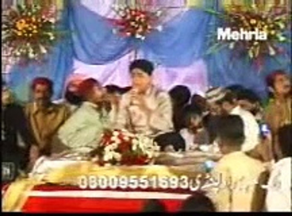 FARHAN ALI QADRI ----SOHNA AYA TE SAJ---(KALYAM AWAN MEFIL)