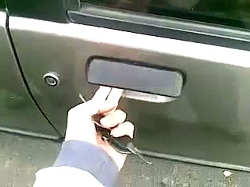 A Method how to unlock your car in 10 seconds  )