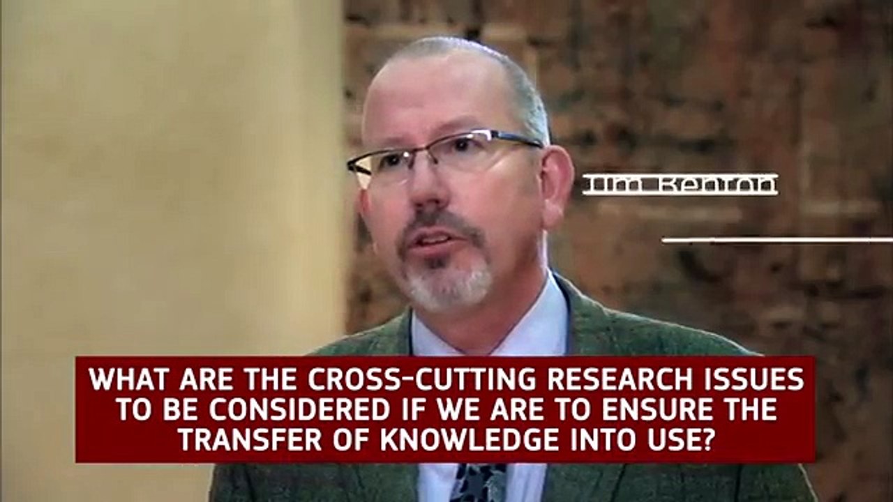 What are the research issues to be considered when transfer of knowledge into use?