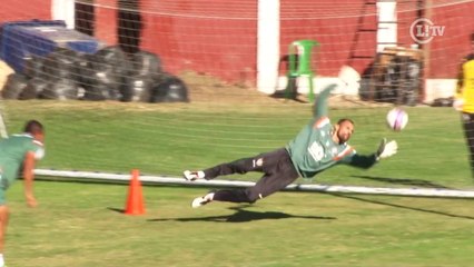 Cavalieri trabalha forte antes do clássico contra o Botafogo