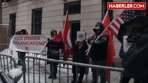 Davutoğlu'nun Konuşma Yapacağı Bina Önünde Protesto