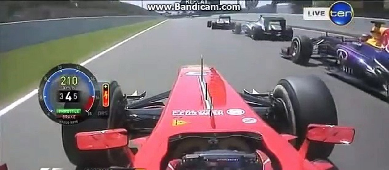 Salida Alonso GP España 2011