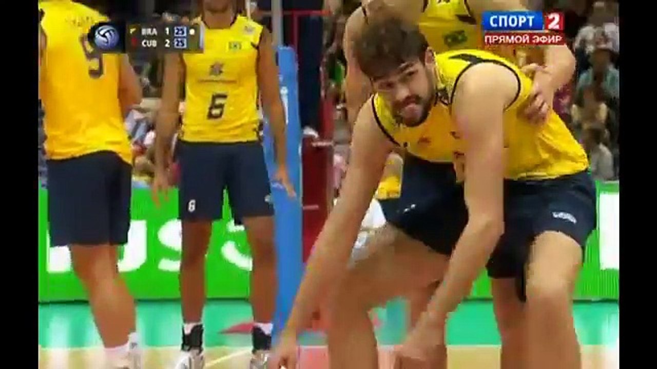 Impossible volleyball attack under the net!!!