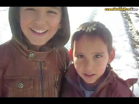 Benim Güleceğim Yok ki Sen Güldürsene