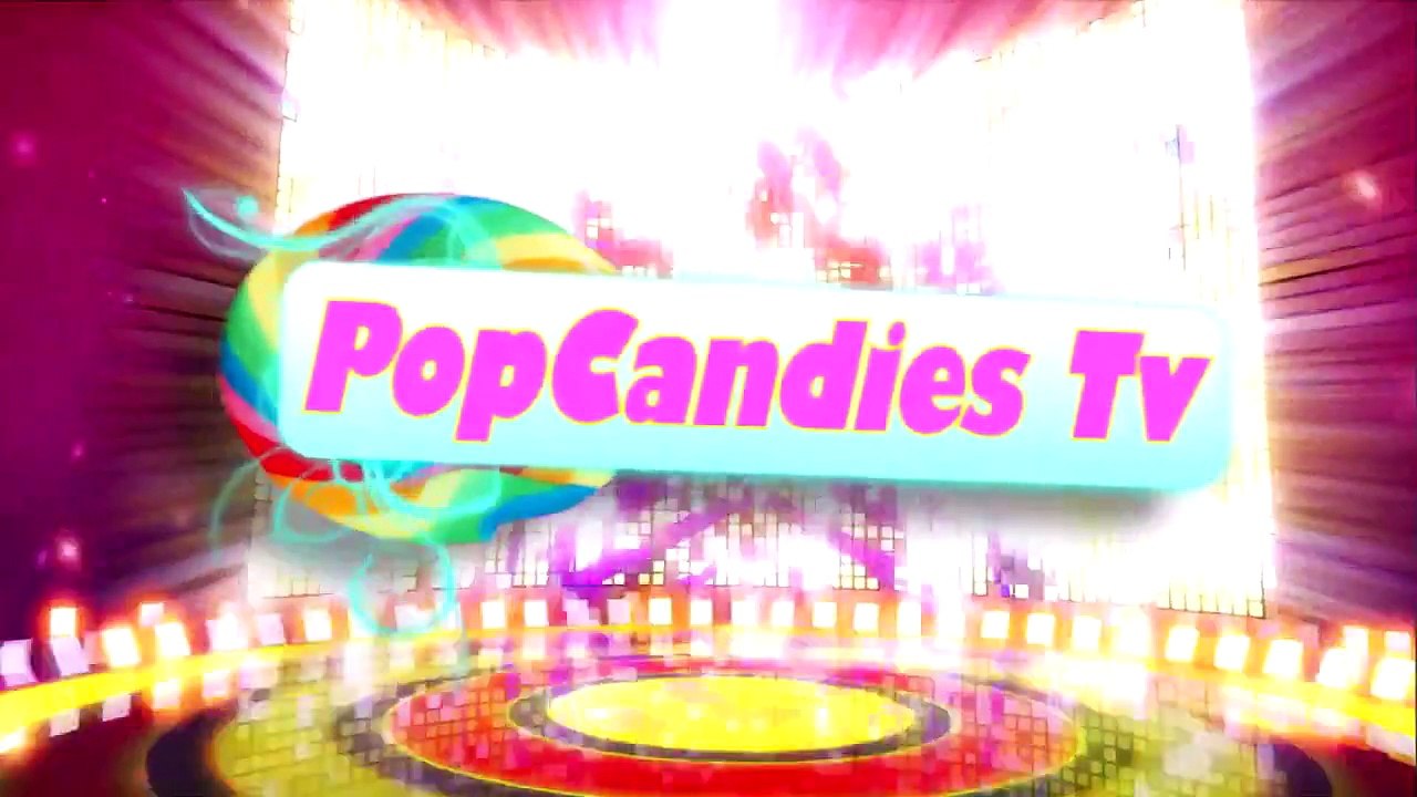 2015 Susan Blakely takes a selfie with fans after dinner party with friends at the Palm in Beverly Hills.