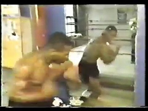Mike Tyson Training Highlight Reel 2 ( mike-tyson.info)