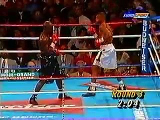 Roy Jones Jr. outclasses James Lights Out Toney