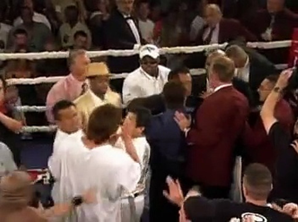 UFC - Mike Tyson VS Sapp