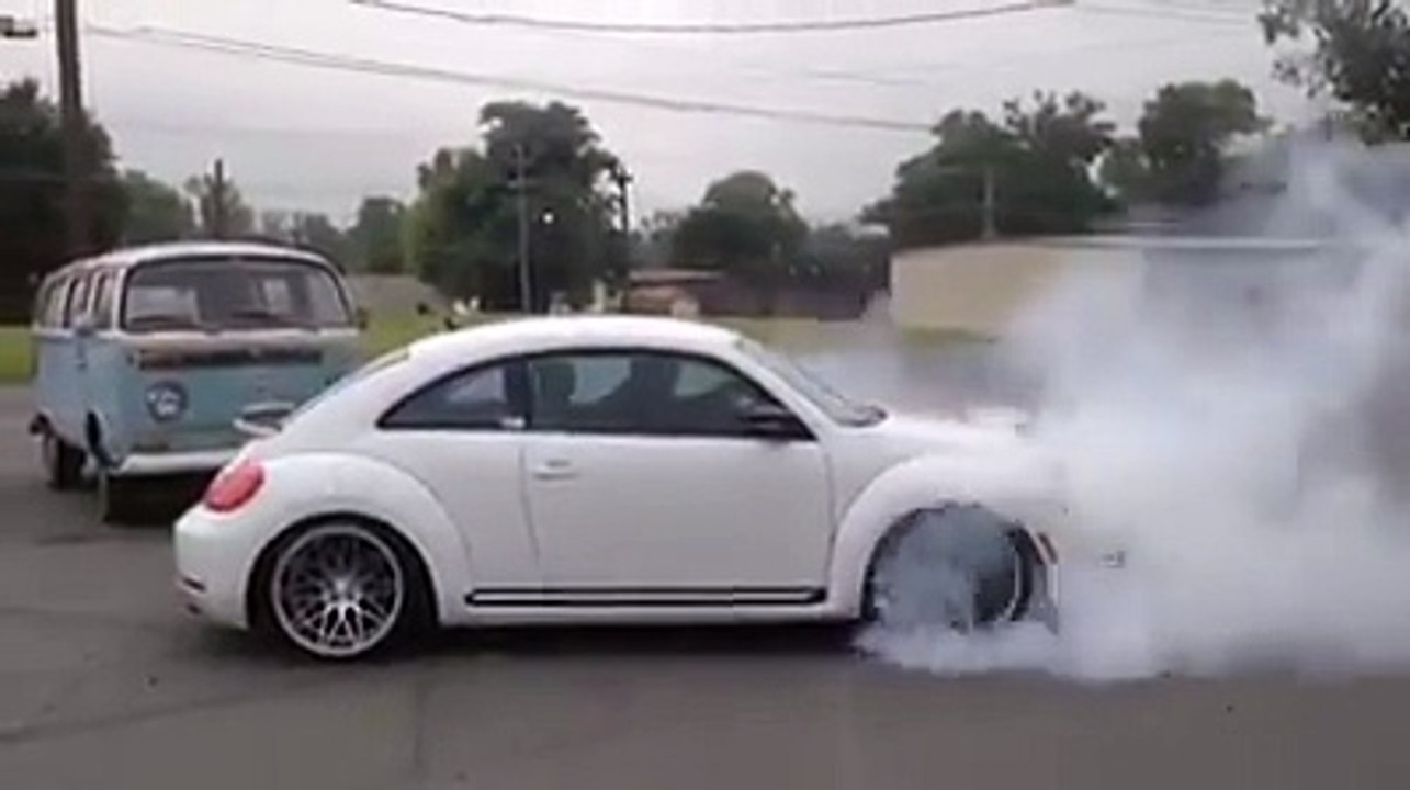 Volkswagen Beetle'dan Beklenmeyen Hareket
