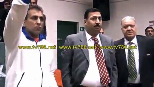 Dekhen London Main Zulfiqar Mirza Ko Sar e Aam Galiyan Dene Wale Ka Hashar Kiya Hua