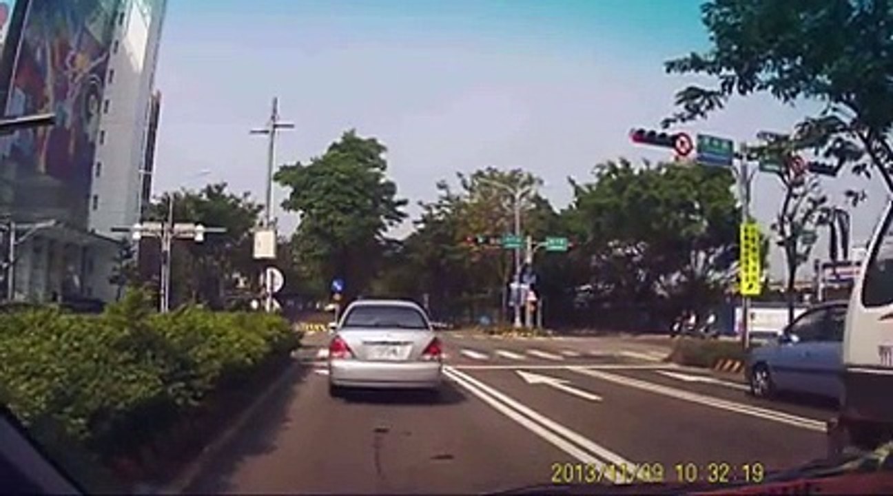 Why You Should Go to Driving School!