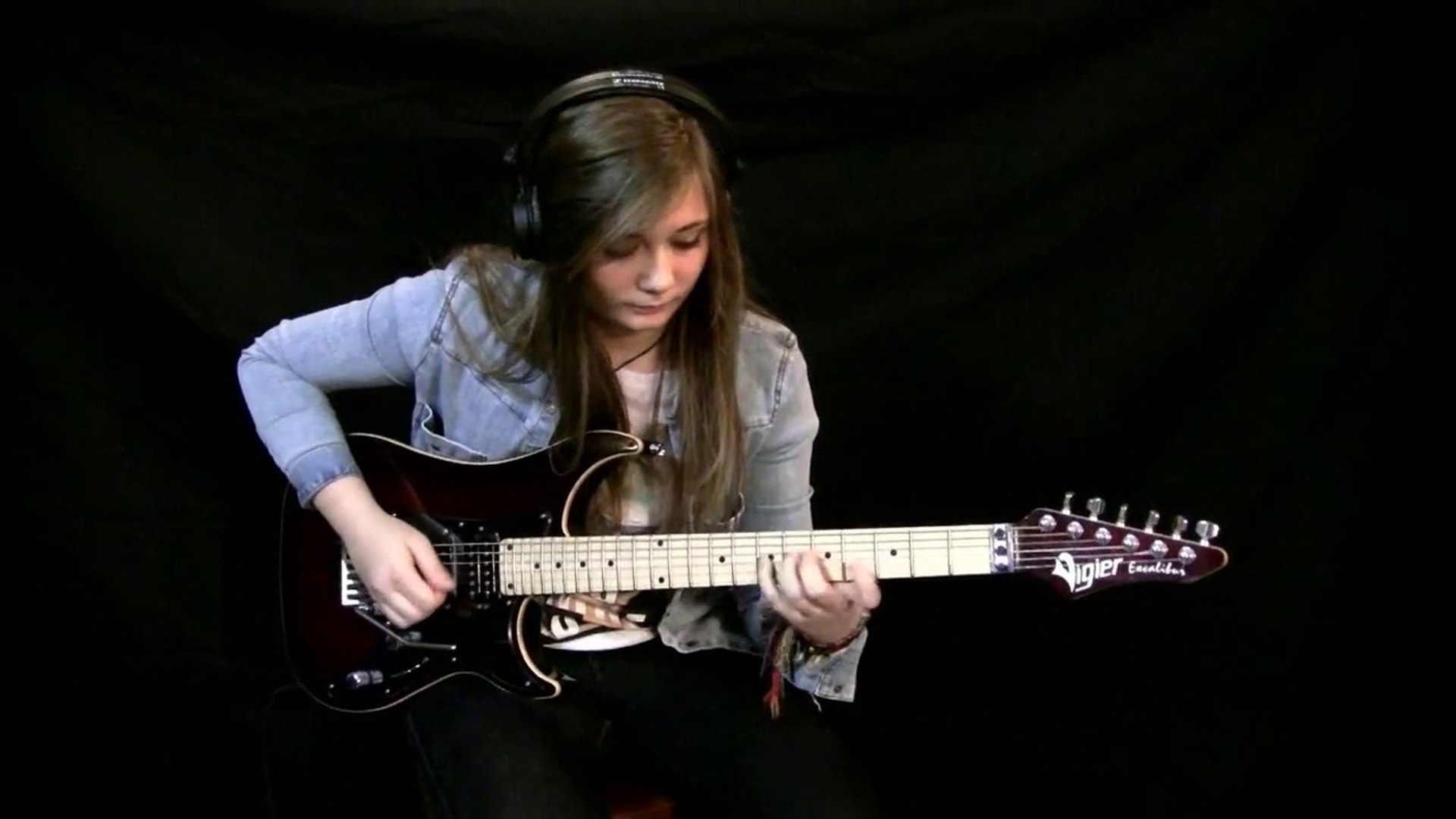 This 15 year-old girl is a real Guitar Hero! Dragon Force - Through The  Fire And Flames cover - Vidéo Dailymotion
