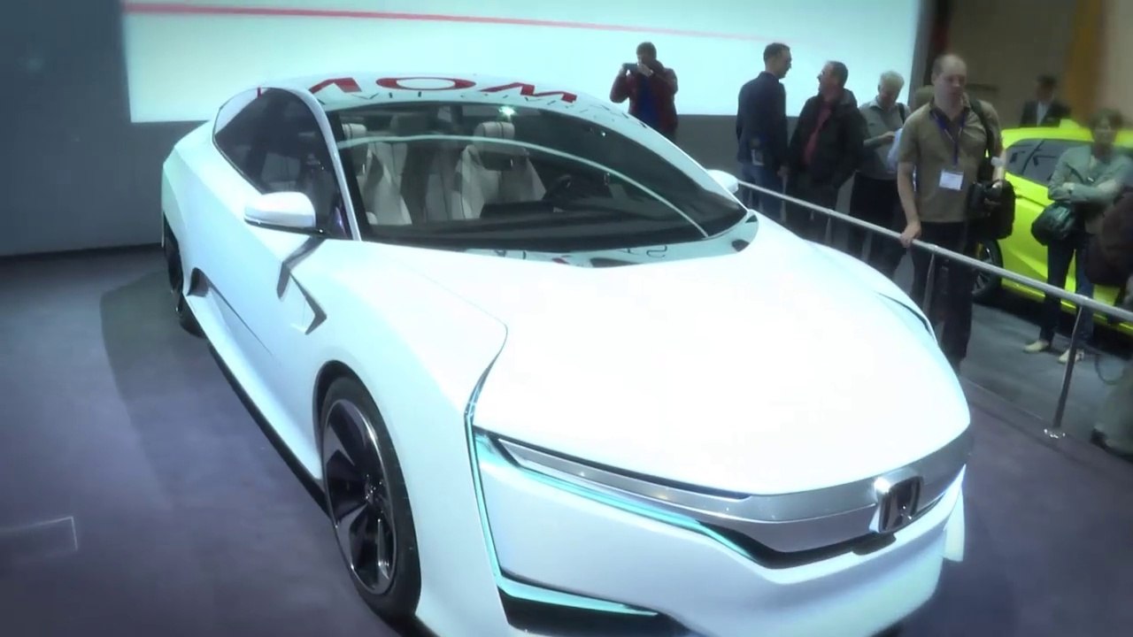 Journal TV du 6 mars SALON DE L'AUTO GENÈVE 2015
