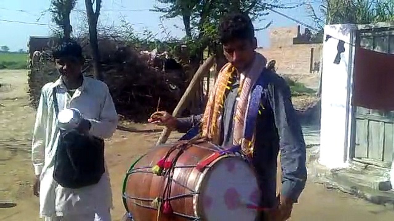 Dhol Baje, The Sweet One