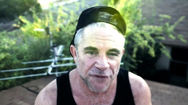 MC Yo Wassup - Gangsta Walk (Official Music Video 2015)