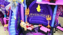 Giant Barbie MONSTER HIGH DOLLHOUSE Spiderman Ever After High Evil Queen Ariel Ursula Toy Review