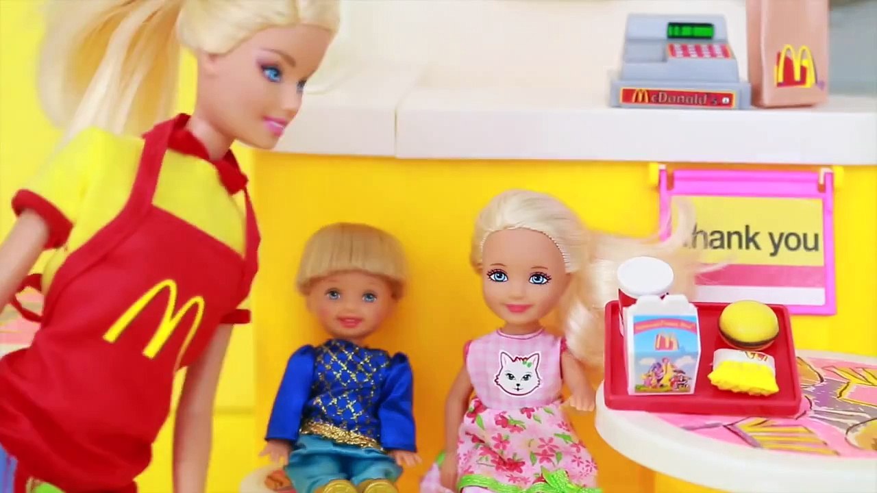 Frozen Toby Barbie AllToyCollector McDonald's Toy Playset Disney Anna kids NEW Crush Toby Date 4