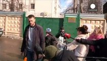 Russian opposition figure Alexei Navalny leaves prison