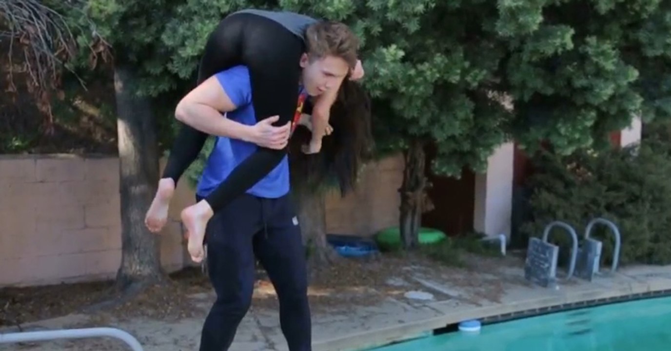 Eğlencenin Dibine Vuran Liseliler!