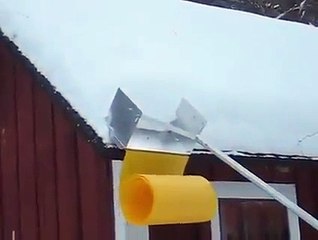 Best way remove snow on the roof