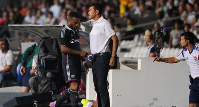 OL : Fournier sur le timide retour de Lacazette