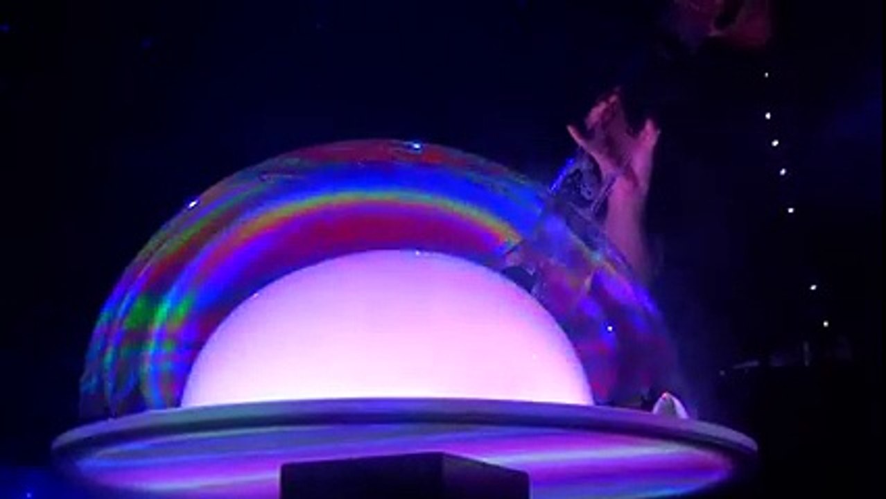 This Bubble Show is Just Amazing :)