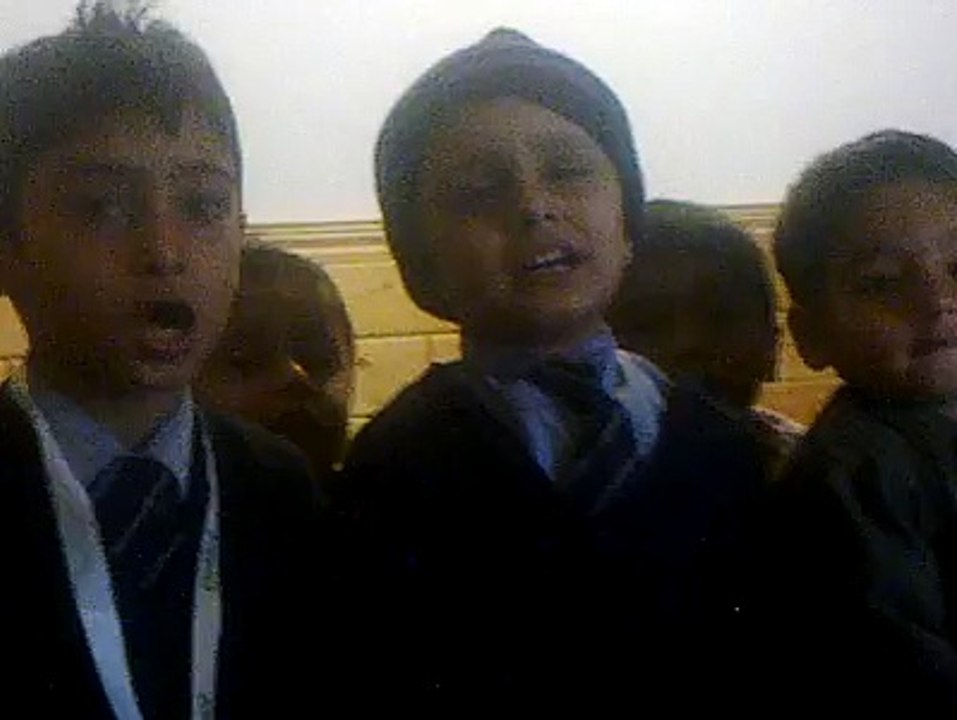 mai esi qom se hn jis k vo bacho se darta hy