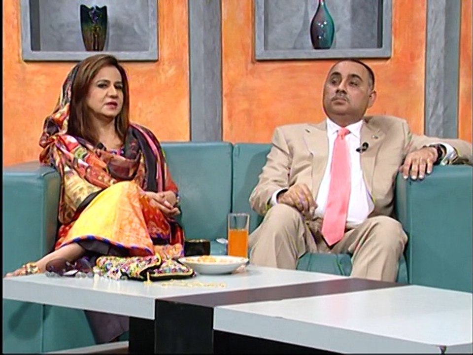 The Weekend Buzz 26th Oct 2015 Part 01