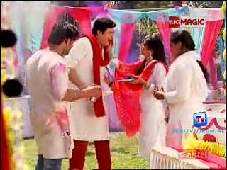 Uff! Yeh Nadaniyaan Holi Special 6th March 2015 Video Pt1