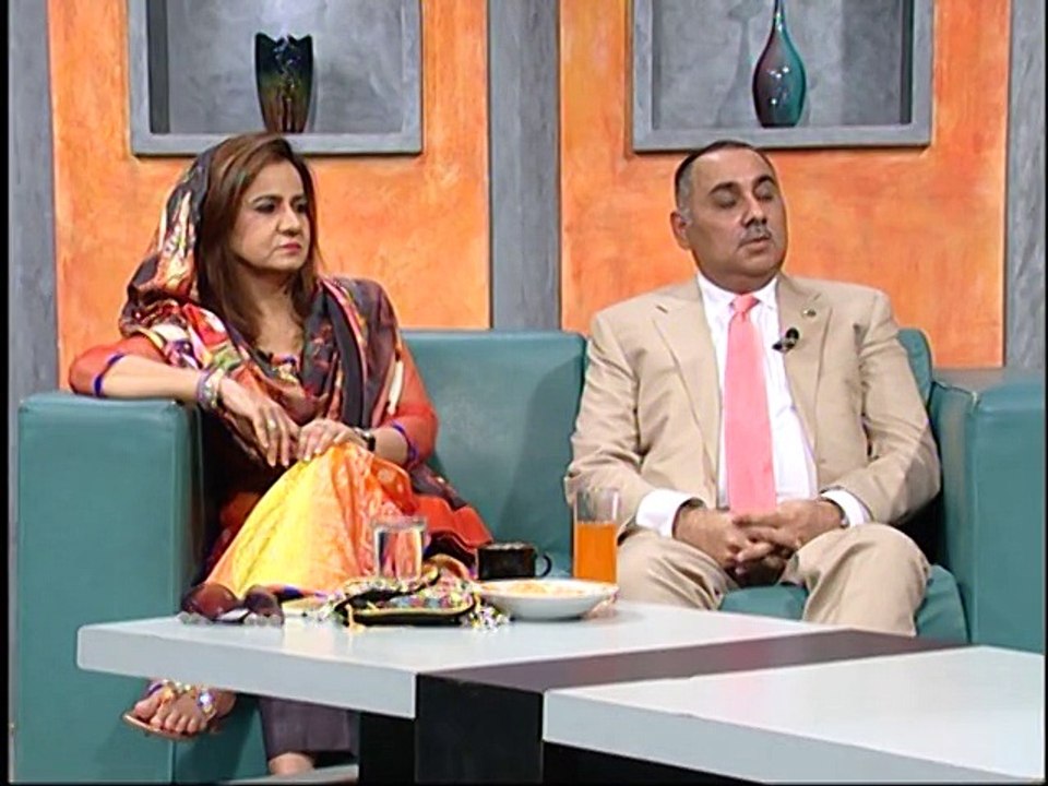 Weekend Buzz  - 26th Oct 2014 - Part 02