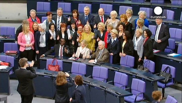 Historischer Schritt : Deutscher Bundestag beschließt Frauenquote